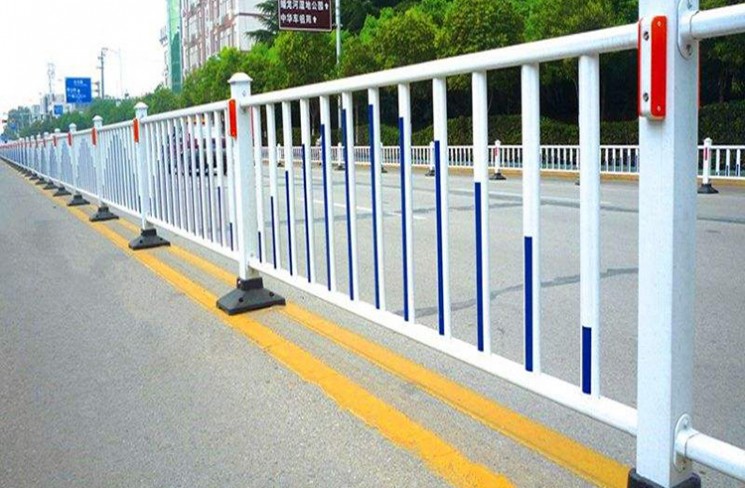 市政道路護(hù)欄